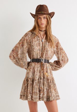 Day dress - brown