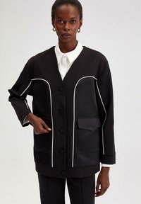 Jachetă subțire - black