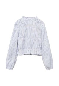 Blusa a maniche lunghe a righe blu chiaro e bianche con corpetto smock e orlo arricciato, vista da dietro.