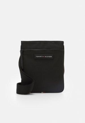 ESSENTIAL CROSSOVER UNISEX - Bandolera - black