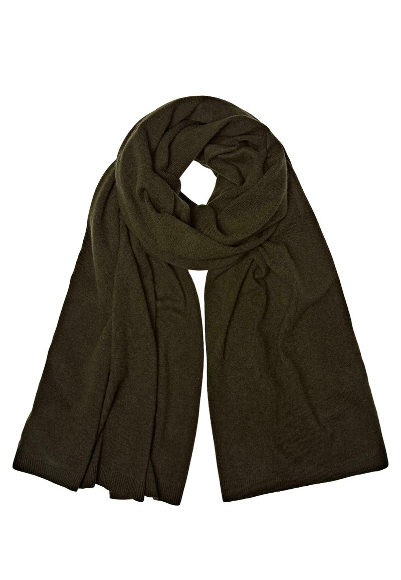 Écharpe vert olive foncé en matériau doux, présentant un design long et drapé avec des extrémités côtelées et une texture lisse.