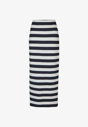 Czarna i biała spódnica ołówkowa w poziome paski, z wysokim stanem i długością do kolan.