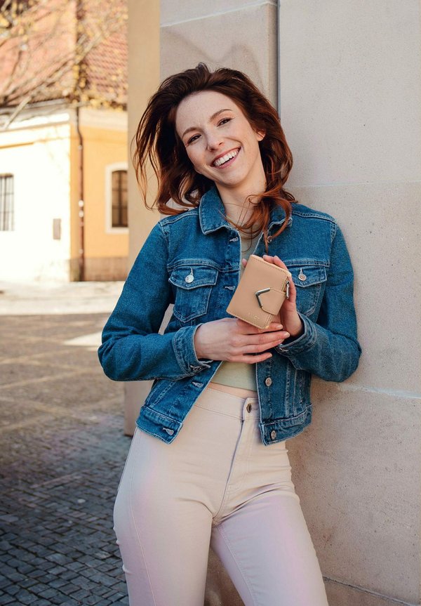NAVA - Geldbörse - beige