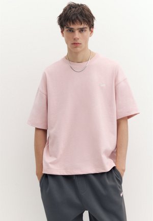 PULL&BEAR, SHORT SLEEVE WITH LOGO - SWEATSHIRT - T-shirt basique - pink