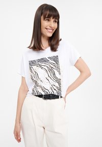 Greenpoint - T-shirt z nadrukiem