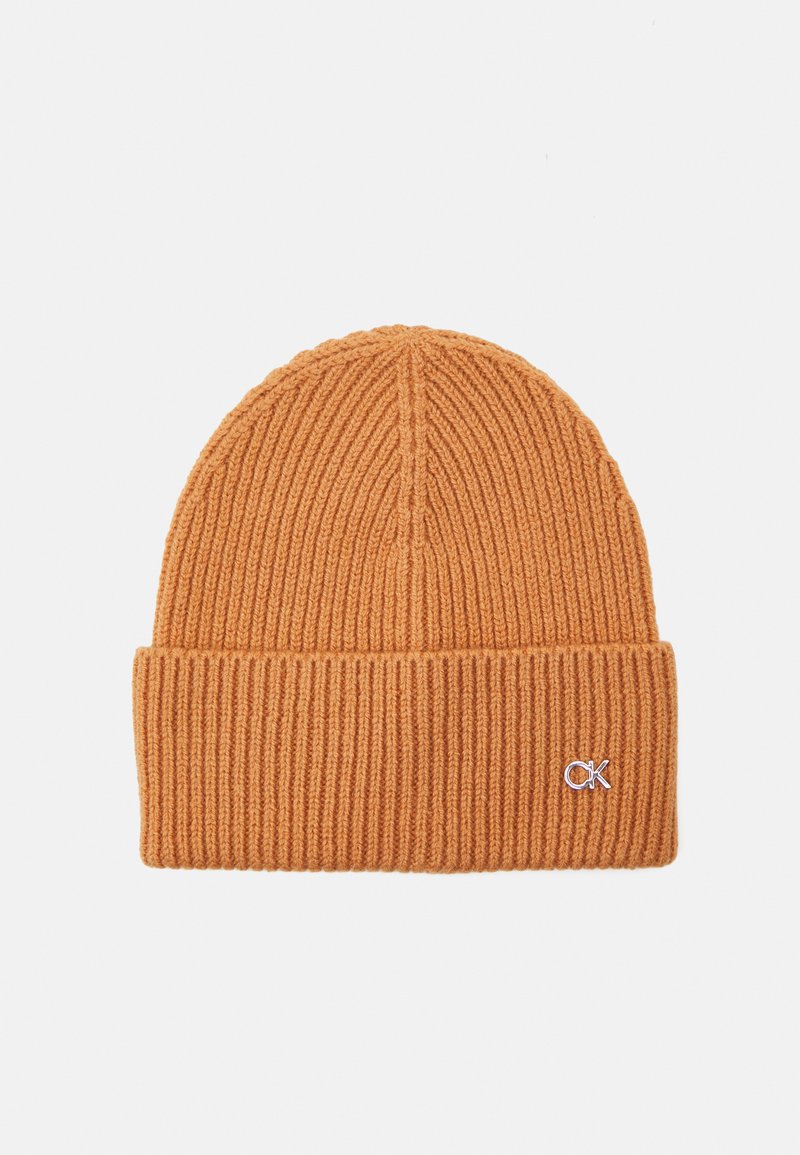 Calvin Klein CHUNKY BEANIE - Lue - lion