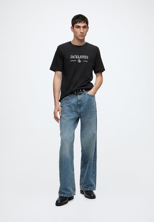 Jack & Jones, JORFREDERIKSBERG BRANDING TEE 3 PACK - T-shirt basic - black/bright white/feather gray