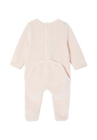 Weiche, blassrosa Babystrampler mit langen Ärmeln und Druckknöpfen entlang des Rückens sowie um die Beinausschnitte für einen einfachen Windelwechsel.