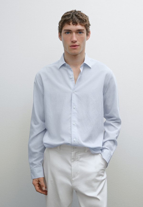 STRIPED FLOWING REGULAR FIT - Hemd