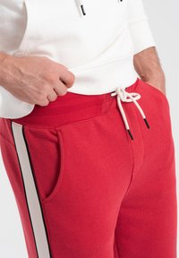 Ombre Jogginghose - red