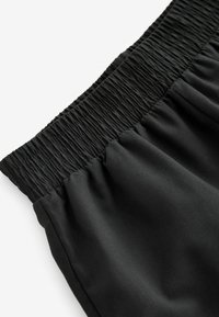 Next REGULAR FIT - Ujumisšortsid - black