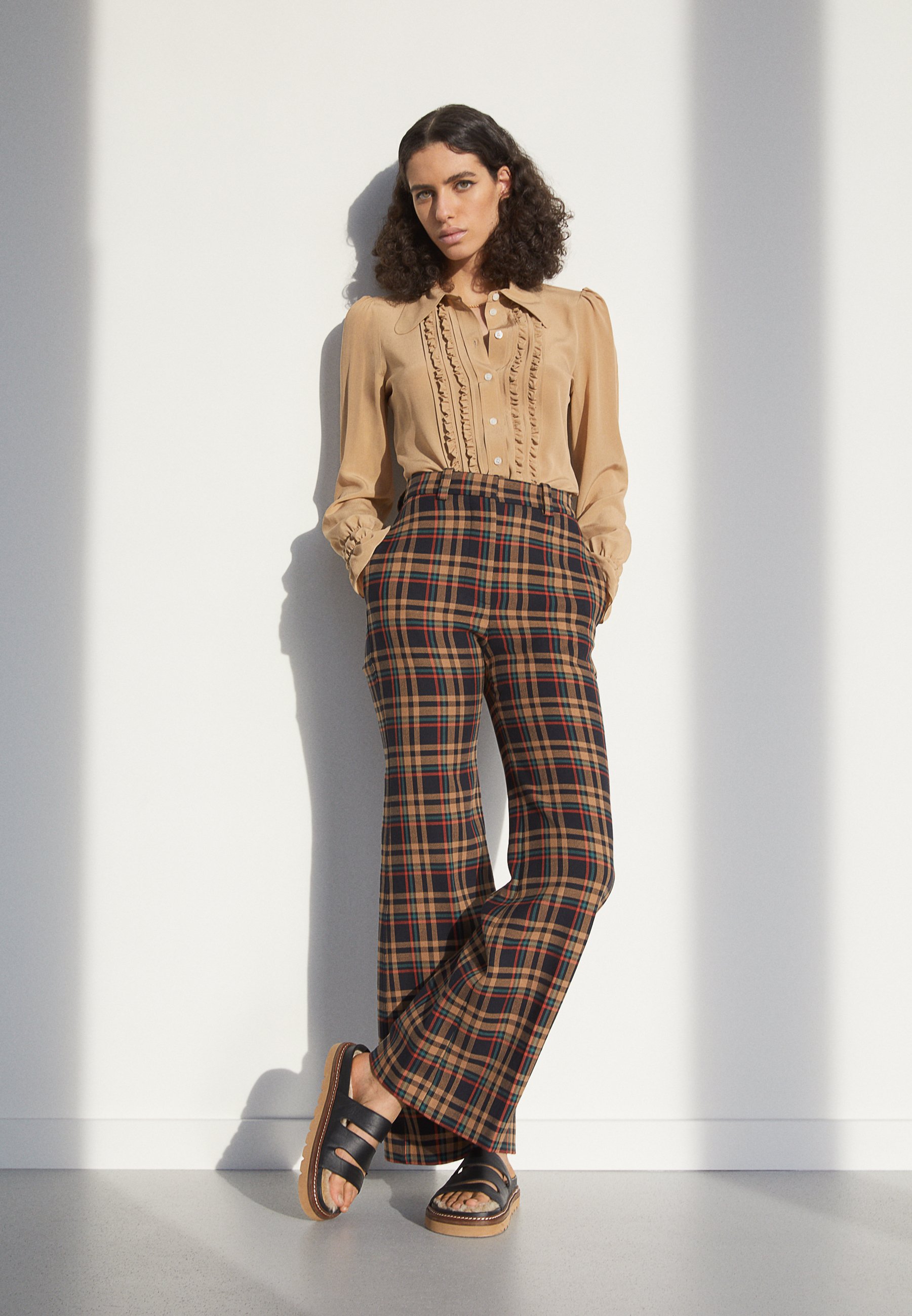 Victoria Beckham FRILL DETAIL BLOUSE 