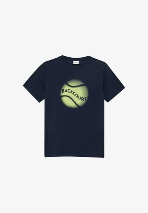 Granatowy t-shirt z krótkim rękawem z żółtą grafiką piłki tenisowej i napisem "BACKCOURT" na środku.