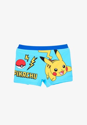 Bañador infantil de color azul claro con Pikachu, una Pokéball, rayos amarillos y el texto "PIKACHU", con una cinturilla azul.