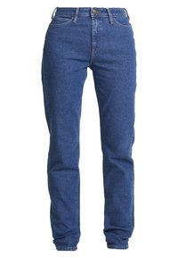 Jean en denim bleu avec une coupe droite, cinq poches et une fermeture à bouton. Le tissu a une texture lisse et un design classique.