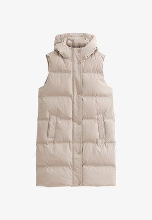 Gilet sans manches rembourré de couleur beige clair, avec une capuche, des boutons-pression à l'avant et deux poches latérales. Texture du tissu lisse et matelassée.