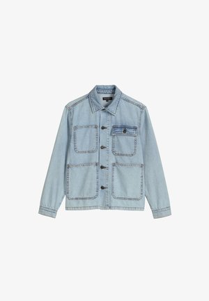 Veste en jean bleu clair avec quatre poches avant, fermeture à boutons, manches longues et col, présentée sur fond blanc.
