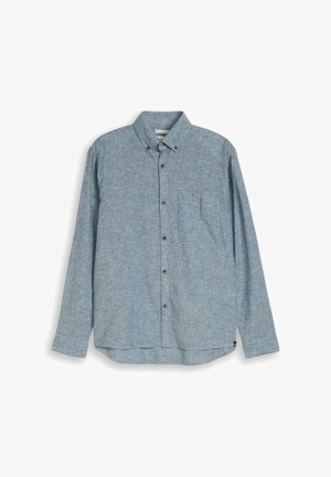 Herren Langarm hellblaues Hemd mit Knopfleiste, Button-Down-Kragen und Brusttasche, flach auf weißem Hintergrund dargestellt.