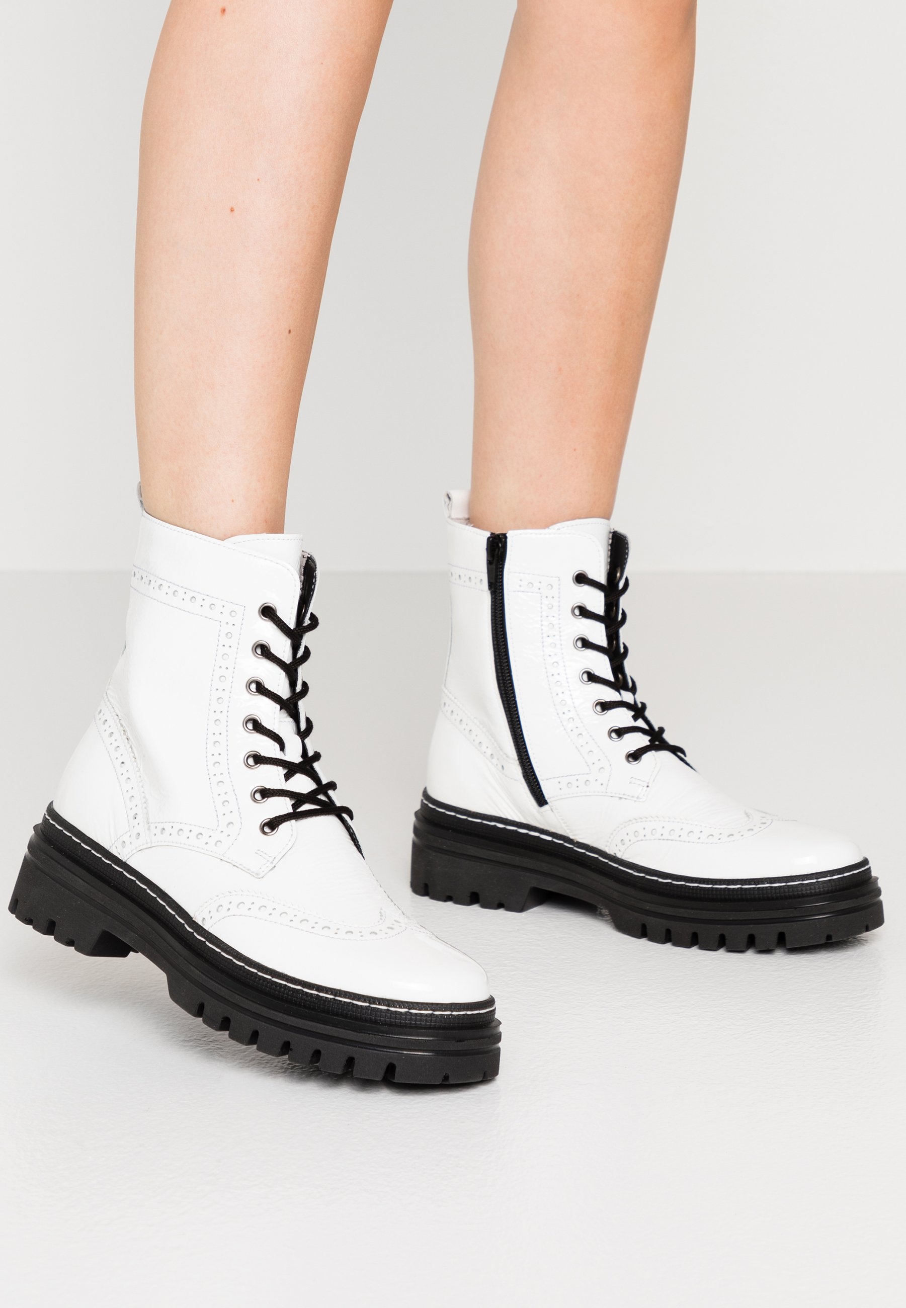 Gabor Enkellaarsjes met plateauzool - weiß/schwarz/wit - Zalando.nl