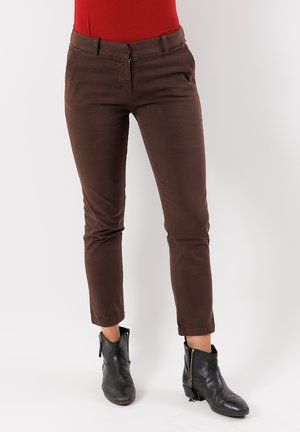 Chino - marrone