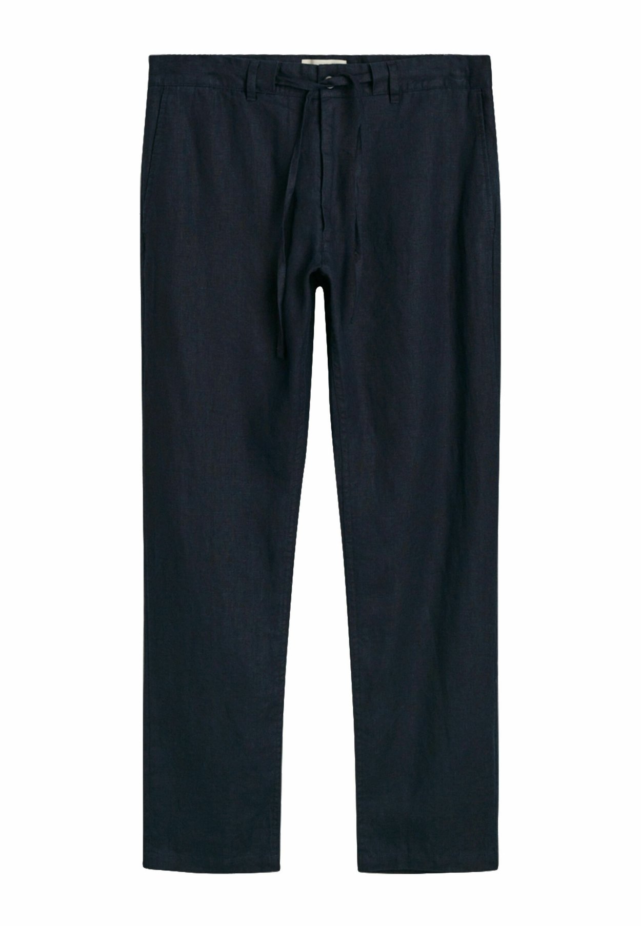 RELAXED FIT