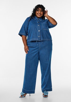 Jean boyfriend - blue denim stripe