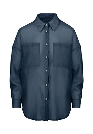 Camicia button-up a maniche lunghe di colore blu scuro, realizzata in un tessuto leggermente stropicciato. Presenta due tasche frontali e un colletto classico.