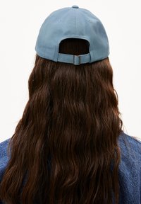 ARMEDANGELS YENAAS - Cap - pigment blue
