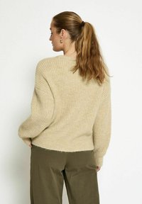 PEPPERCORN - Sweter