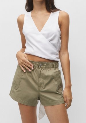 Shorts - khaki
