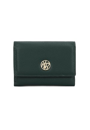 Portafoglio in pelle verde scuro con superficie testurizzata, hardware circolare dorato con logo e design ripiegato.