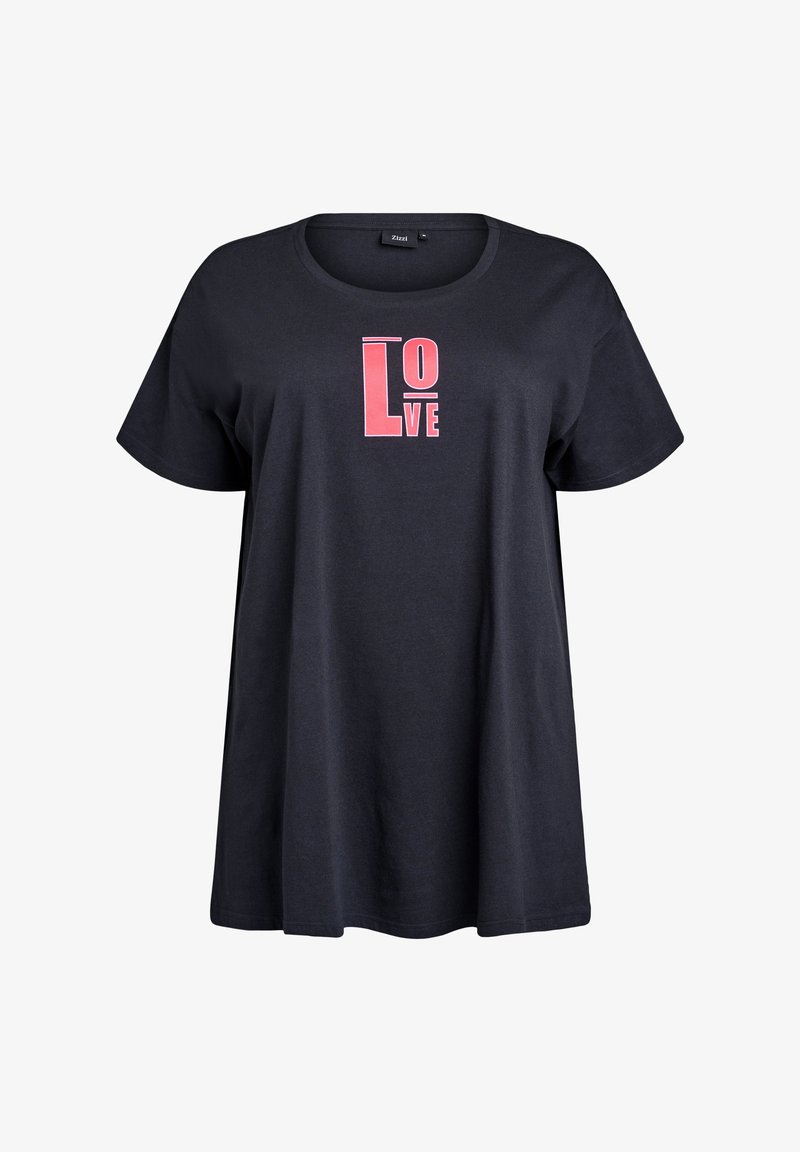 Črna majica s kratkimi rokavi iz mehkega blaga, ki z velikimi roza črkami prikazuje napis "LJUBEZEN". Ima okroglo ovratnico, sproščen kroj in gladko teksturo.