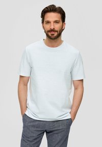 s.Oliver - CREW NECK - T-shirt - bas - weiß Miniatyrbild 1