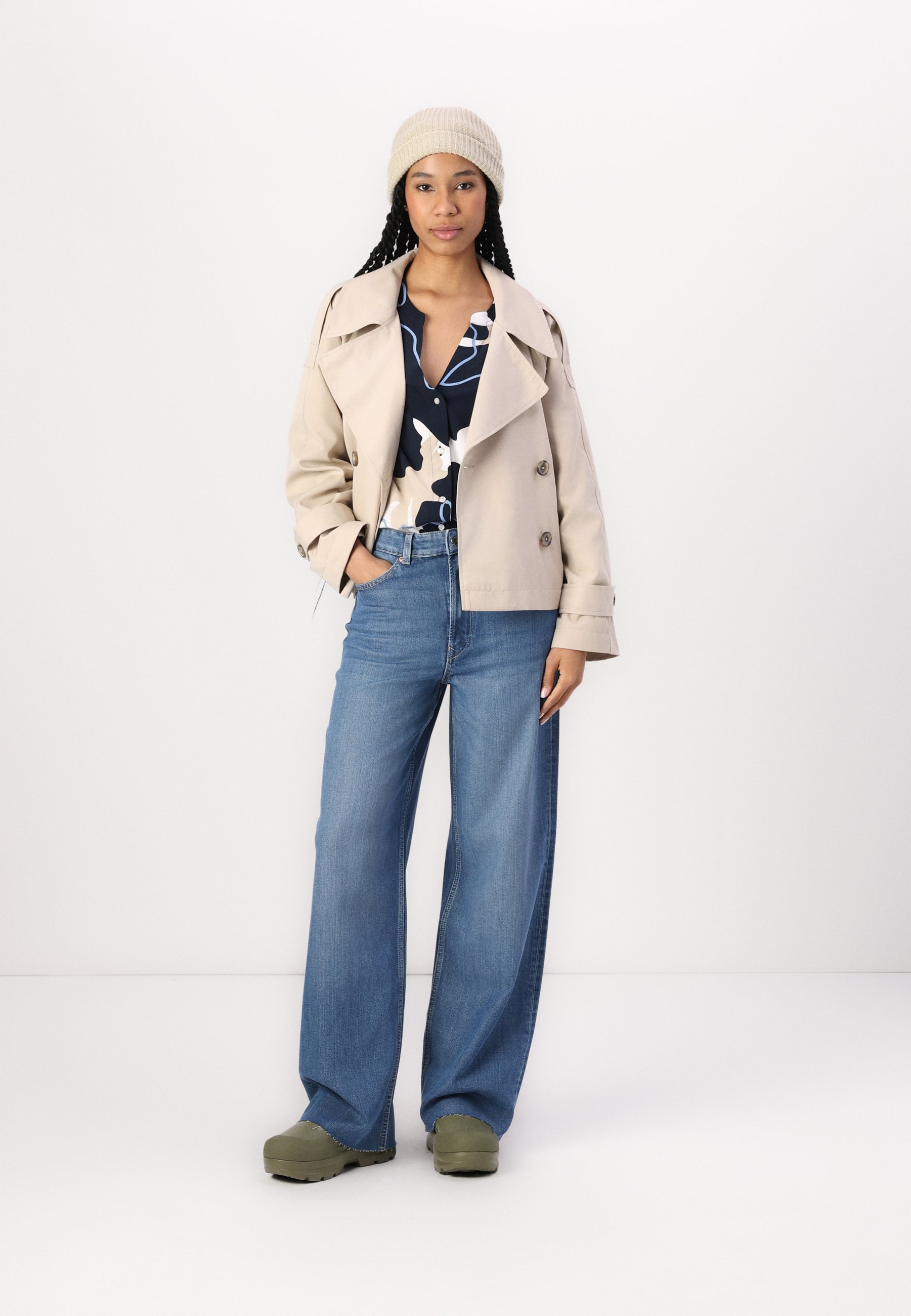 TOM TAILOR DENIM SHORT TRENCHCOAT - Short coat - soft calm beige