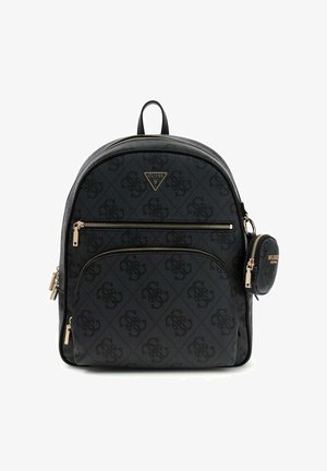 Sac à dos noir Guess avec motif monogramme, poches avant et latérales zippées, et tirettes de fermeture éclair ainsi que logo dorés.