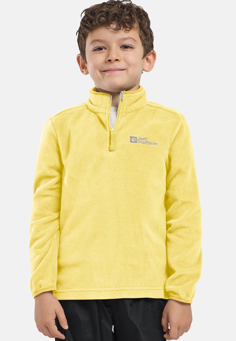 Geel fleece sweatshirt met een kwart-rits kraag en een zachte textuur. Voorzien van het "Jack Wolfskin"-logo op de linkerborst.