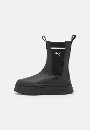 Plateaustiefelette - black