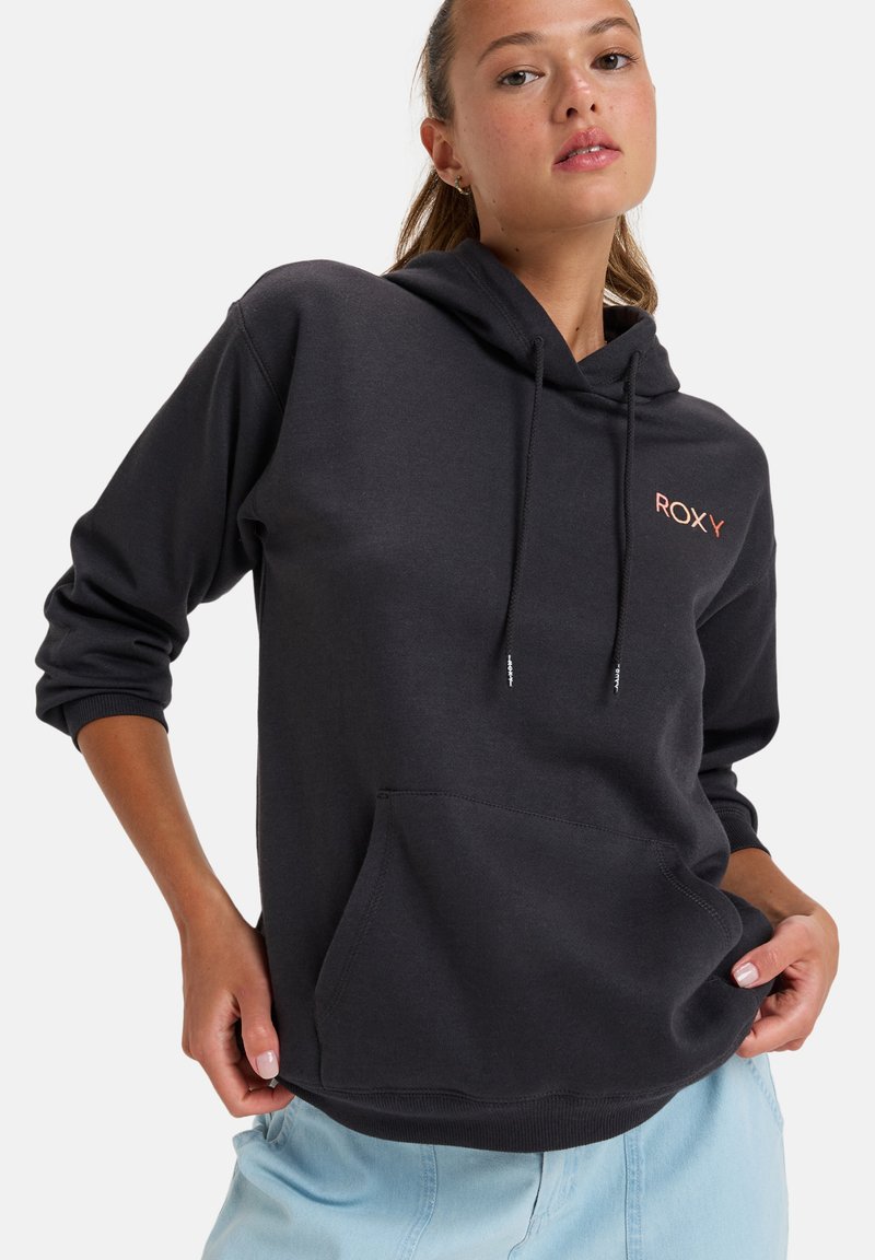 Dunkelgrauer Kapuzenpullover aus weichem Stoff, mit einer Vorderentasche, gerippten Bündchen und einem kleinen orangefarbenen "ROXY"-Logo auf der Brust.