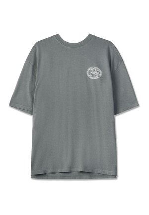 Graues Baumwoll-T-Shirt mit kurzen Ärmeln, Rundhalsausschnitt, lockerem Schnitt und einem weißen, kreisförmigen Logo auf der linken Brust.