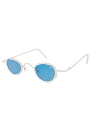 Vita ram sunglasses med blå linser, med oval form och tunna metallarmar. Lättviktig design med en minimalistisk estetik.