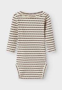 Body a maniche lunghe a righe in crema e marrone scuro. Presenta una texture a costine, un collo rotondo e un dettaglio arricciato sul retro.
