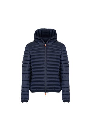 Giubbotto imbottito in blu navy con design a cuciture orizzontali, chiusura con zip frontale e cappuccio integrato. Presenta un tirazip arancione e polsini elasticizzati.