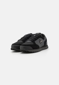 Colmar Originals TRAVIS - Sapatilhas - black/anthracite