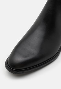 Vagabond FRANCES 2.0 - Batai - black