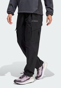 Adidas Terrex - XPLORIC CARGO - Outdoor-Hose - black Thumbnail-Bild 1