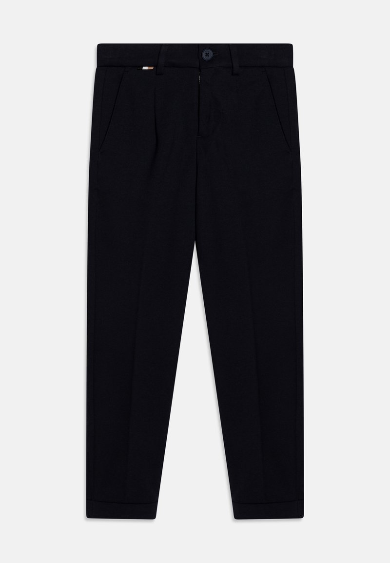 Pantalon noir en tissu lisse, présentant une coupe droite, des poches avant, une fermeture à bouton et un ourlet retroussé.