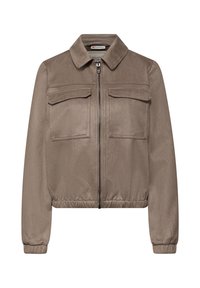 Brązowa krótka kurtka z kołnierzem, suwakiem z przodu i dwoma kieszeniami na piersi, wykonana z fakturowanego materiału z elastycznym dołem i mankietami.