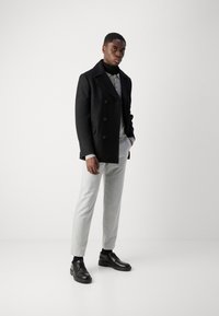 Isaac Dewhirst NEW SHORT PEACOAT SIDE ENTRY - Übergangsjacke - black