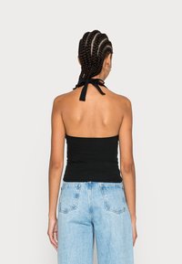 Hollister Co. BARE UNDER BUST SEAM HALTER  - Top - casual black