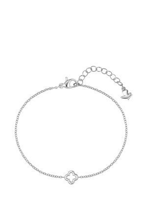 Pulsera delicada de cadena de plata con un pequeño colgante abierto de cuatro lóbulos en el centro y un cierre ajustable con un extremo en forma de corazón.